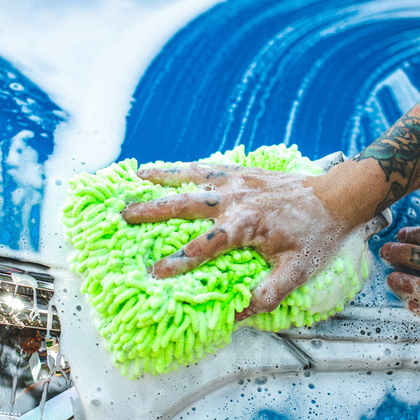 TRC Chenille Wash Mitt Green Example