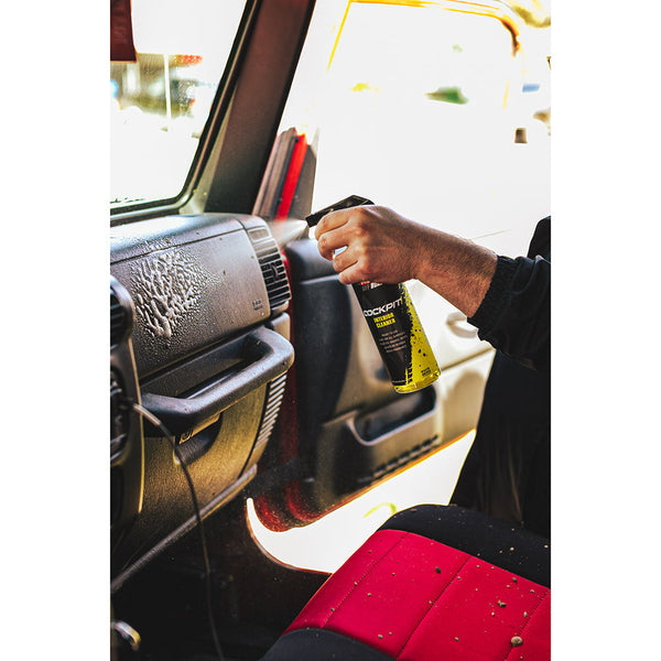 P&S OffRoad Cockpit Interior Cleaner Pint Example
