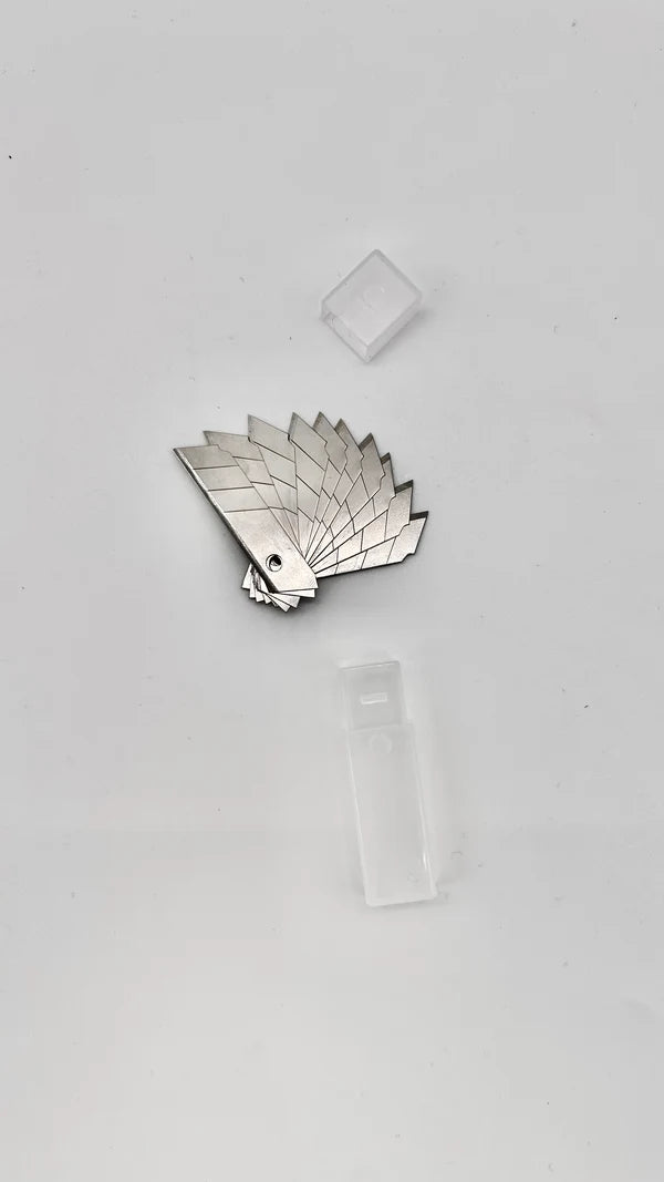 Mini Ninja Knife With 10 Blades